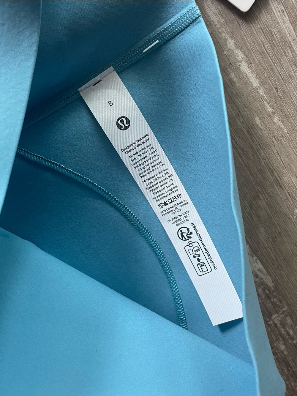 Size 8 NWT lululemon Glow Up Super-High-Rise SHR Tight 25" in Washed Blue - Picture 4 of 6
